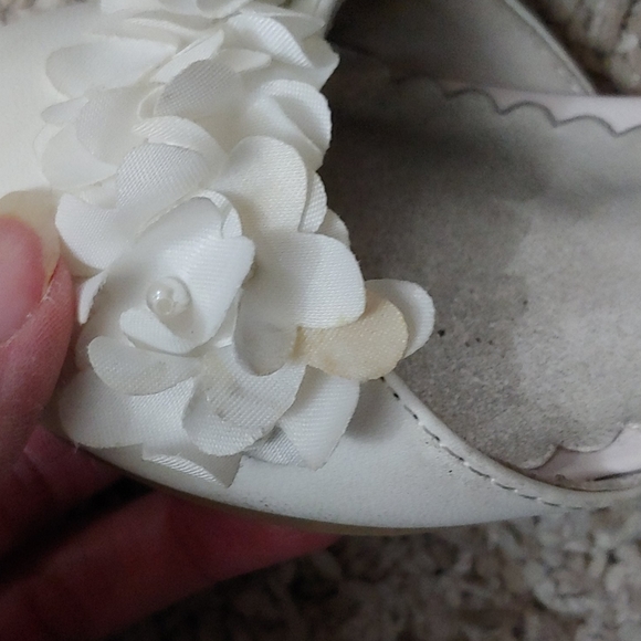 Smart Fit White Girls Dress Shoes - Picture 3 of 5